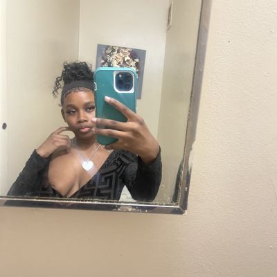 raylabrownie's profile photo